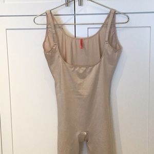 Spanx Nude Open Bust Bodysuit Shapewear Size XL
